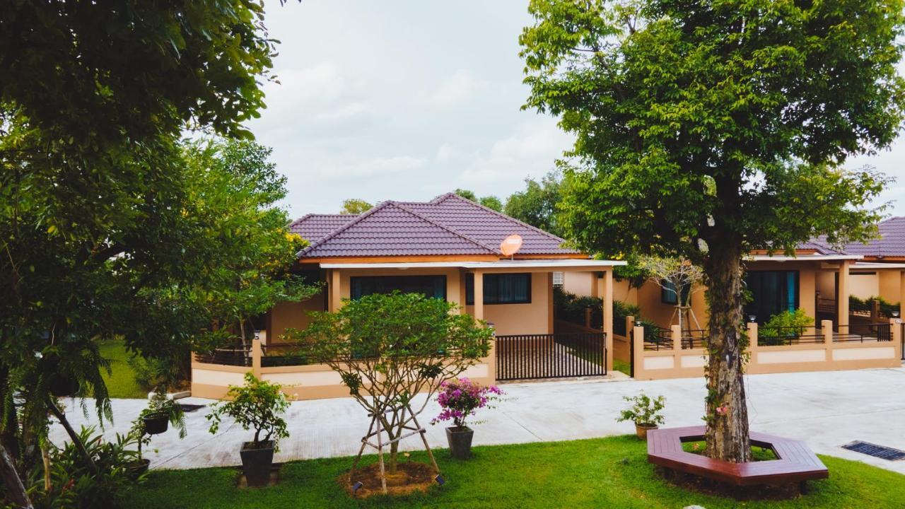 Baan Nern Khao Resort Pattaya Ban Huai Yai Exterior foto